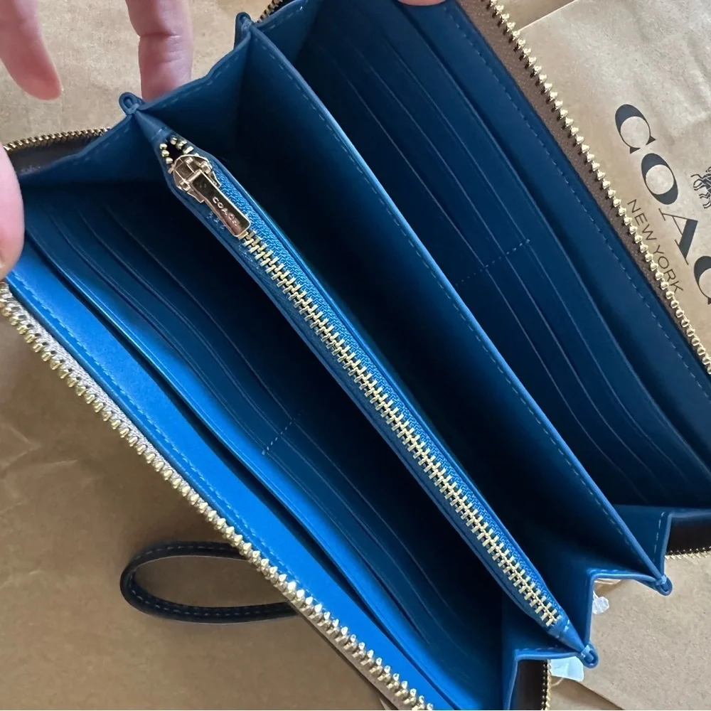 New Coach Long Zip Around Wallet
